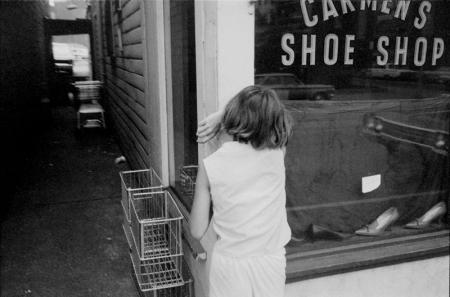 1965 Uniontown,Pa shoeshop.jpg